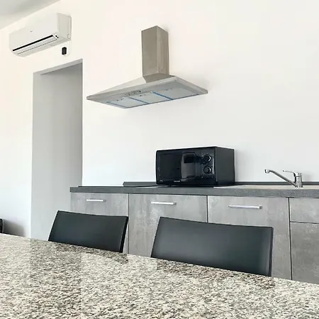 The Ap Fiumaretta Apartment *